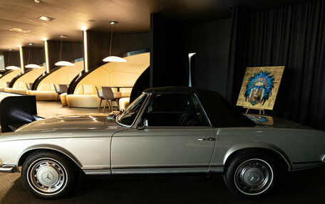 Mercedes-Benz SL-Класс, 1970 год, 14 400 000 рублей, 8 фотография