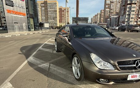 Mercedes-Benz CLS, 2005 год, 1 700 000 рублей, 4 фотография