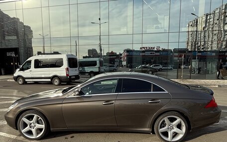 Mercedes-Benz CLS, 2005 год, 1 700 000 рублей, 9 фотография