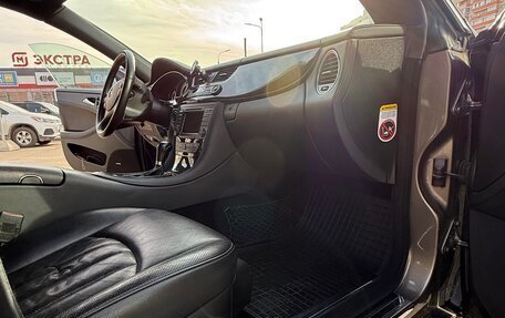 Mercedes-Benz CLS, 2005 год, 1 700 000 рублей, 20 фотография