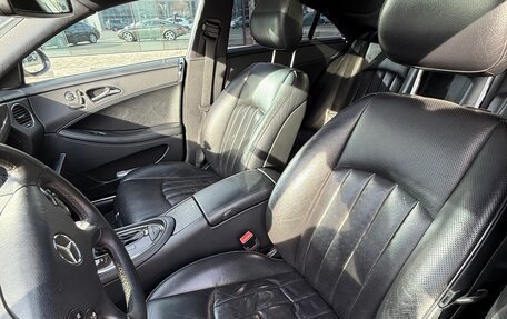 Mercedes-Benz CLS, 2005 год, 1 700 000 рублей, 29 фотография