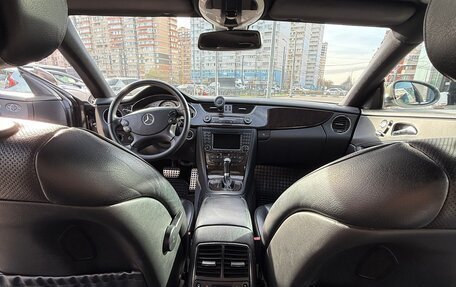 Mercedes-Benz CLS, 2005 год, 1 700 000 рублей, 30 фотография