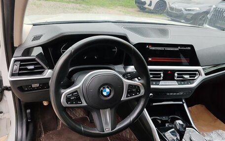 BMW 3 серия, 2021 год, 3 220 000 рублей, 8 фотография