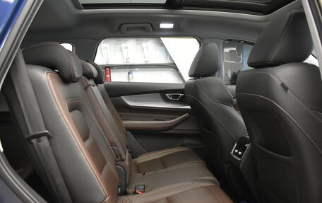 Chery Tiggo 8 Pro, 2022 год, 1 935 000 рублей, 20 фотография