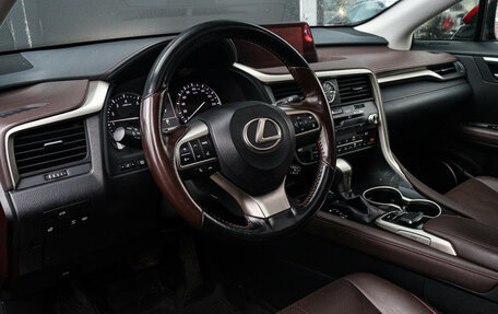 Lexus RX IV рестайлинг, 2018 год, 4 800 000 рублей, 17 фотография