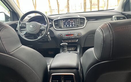 KIA Sorento III Prime рестайлинг, 2018 год, 2 600 000 рублей, 12 фотография