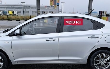 Hyundai Solaris II рестайлинг, 2018 год, 1 370 000 рублей, 3 фотография