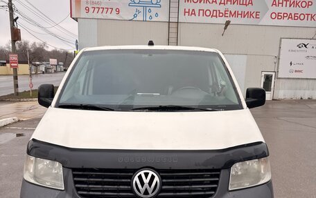 Volkswagen Transporter T5 рестайлинг, 2006 год, 1 300 000 рублей, 2 фотография