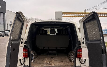 Volkswagen Transporter T5 рестайлинг, 2006 год, 1 300 000 рублей, 6 фотография