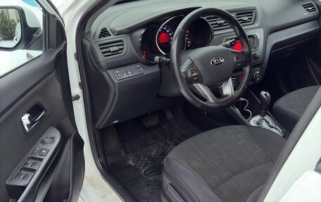 KIA Rio III рестайлинг, 2013 год, 915 000 рублей, 9 фотография