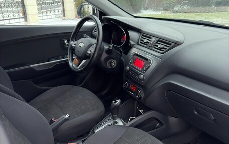 KIA Rio III рестайлинг, 2013 год, 915 000 рублей, 11 фотография