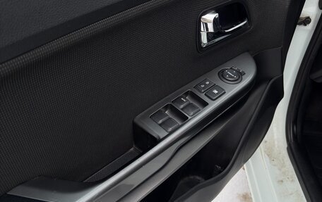 KIA Rio III рестайлинг, 2013 год, 915 000 рублей, 18 фотография