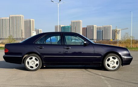 Mercedes-Benz E-Класс, 2000 год, 2 500 000 рублей, 1 фотография