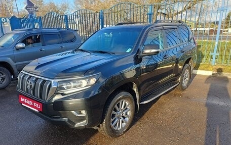 Toyota Land Cruiser Prado 150 рестайлинг 2, 2019 год, 3 990 000 рублей, 2 фотография