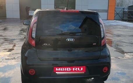 KIA Soul II рестайлинг, 2018 год, 1 235 000 рублей, 8 фотография