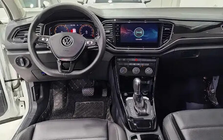 Volkswagen T-Roc I, 2021 год, 2 285 000 рублей, 9 фотография