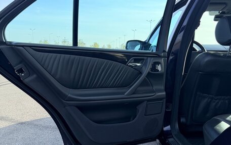 Mercedes-Benz E-Класс, 2000 год, 2 500 000 рублей, 13 фотография