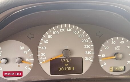 Mercedes-Benz E-Класс, 2000 год, 2 500 000 рублей, 16 фотография