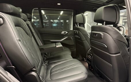 BMW X7, 2025 год, 17 200 000 рублей, 31 фотография