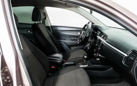 KIA Rio IV, 2018 год, 1 295 000 рублей, 8 фотография