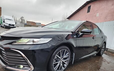 Toyota Camry, 2022 год, 4 100 000 рублей, 2 фотография