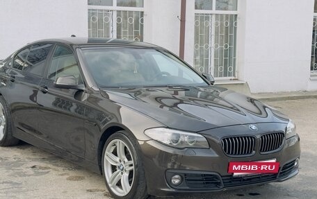 BMW 5 серия, 2014 год, 2 600 000 рублей, 2 фотография