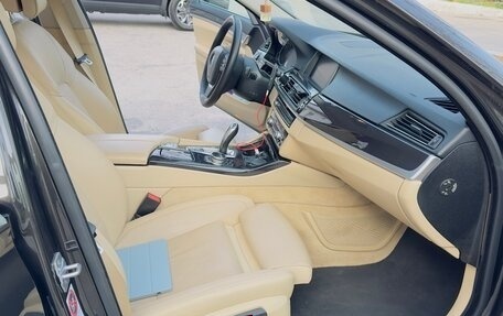 BMW 5 серия, 2014 год, 2 600 000 рублей, 13 фотография