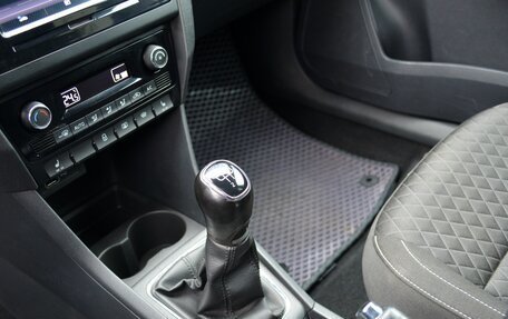 Skoda Rapid I, 2018 год, 1 200 000 рублей, 16 фотография