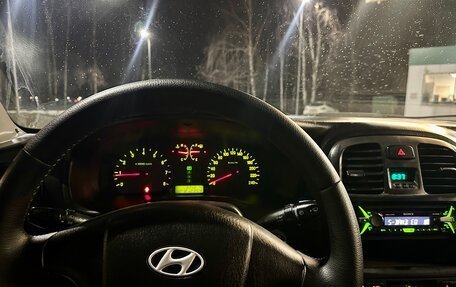 Hyundai Sonata IV рестайлинг, 2004 год, 275 000 рублей, 10 фотография