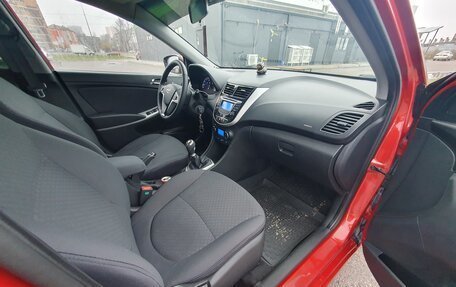 Hyundai Solaris II рестайлинг, 2011 год, 760 000 рублей, 8 фотография