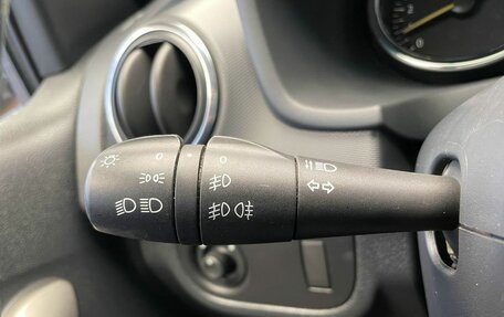 Renault Sandero II рестайлинг, 2015 год, 897 000 рублей, 6 фотография