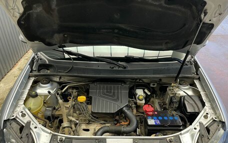 Renault Sandero II рестайлинг, 2015 год, 897 000 рублей, 19 фотография