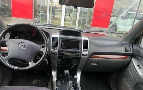 Toyota Land Cruiser Prado 120 рестайлинг, 2007 год, 1 480 000 рублей, 11 фотография