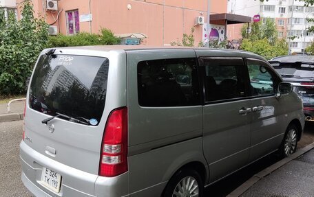 Nissan Serena II, 2004 год, 800 000 рублей, 5 фотография