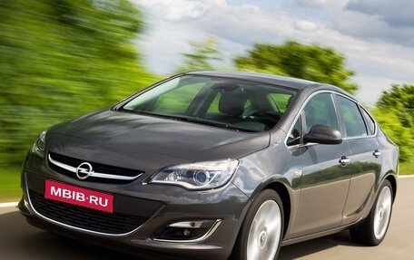 Opel Astra J, 2013 год, 955 000 рублей, 1 фотография