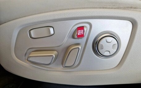 Genesis G90 I рестайлинг, 2018 год, 3 200 000 рублей, 6 фотография