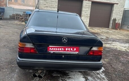 Mercedes-Benz W124, 1988 год, 150 000 рублей, 4 фотография