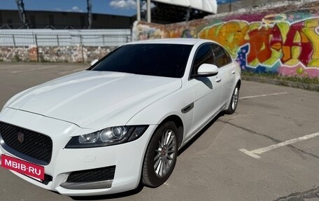 Jaguar XF II, 2016 год, 1 580 000 рублей, 17 фотография