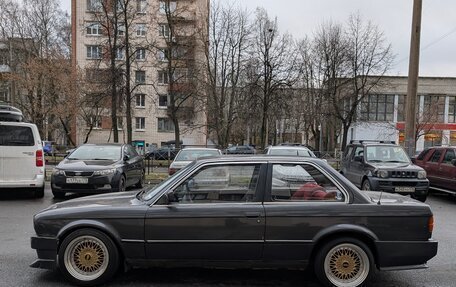 BMW 3 серия, 1984 год, 240 000 рублей, 2 фотография