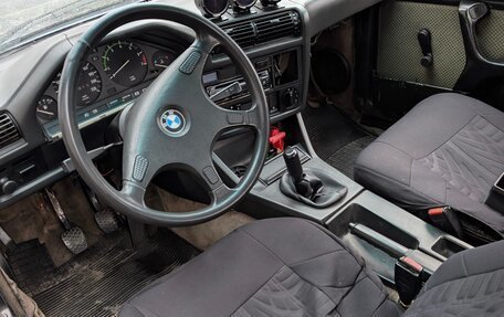 BMW 3 серия, 1984 год, 240 000 рублей, 6 фотография
