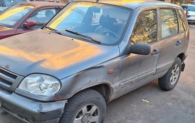 Chevrolet Niva I рестайлинг, 2004 год, 300 000 рублей, 1 фотография