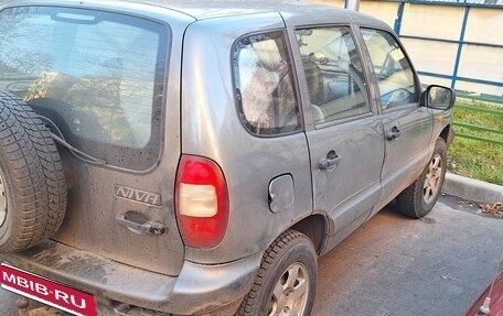 Chevrolet Niva I рестайлинг, 2004 год, 300 000 рублей, 3 фотография