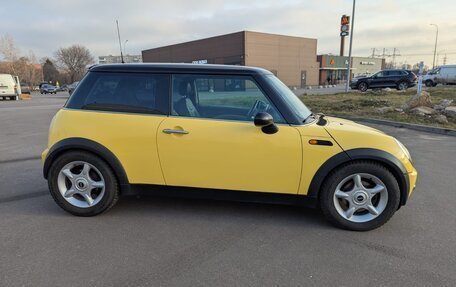 MINI Hatch, 2001 год, 770 000 рублей, 3 фотография