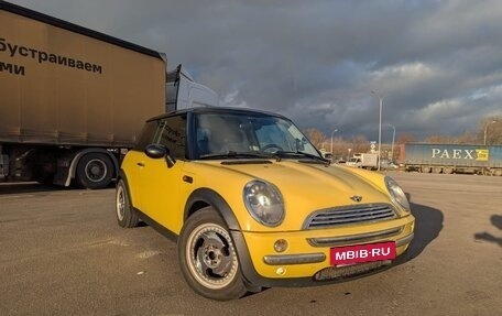 MINI Hatch, 2001 год, 770 000 рублей, 16 фотография