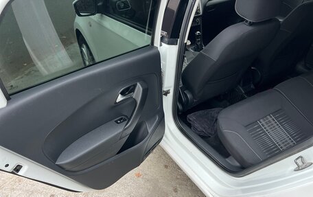 Volkswagen Polo VI (EU Market), 2015 год, 500 000 рублей, 10 фотография