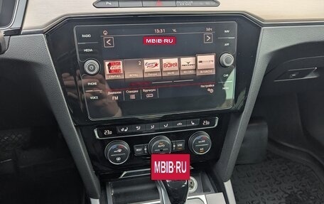 Volkswagen Passat B8 рестайлинг, 2016 год, 1 699 000 рублей, 7 фотография