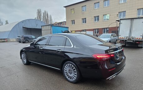 Mercedes-Benz E-Класс, 2022 год, 5 800 000 рублей, 23 фотография