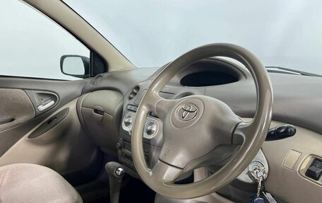 Toyota Platz, 2004 год, 430 000 рублей, 14 фотография