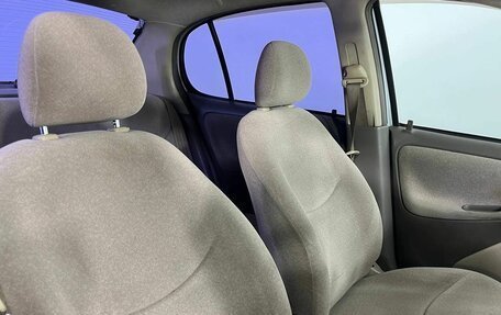 Toyota Platz, 2004 год, 430 000 рублей, 15 фотография