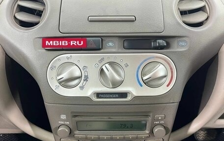 Toyota Platz, 2004 год, 430 000 рублей, 12 фотография